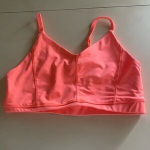Women’s sports bra